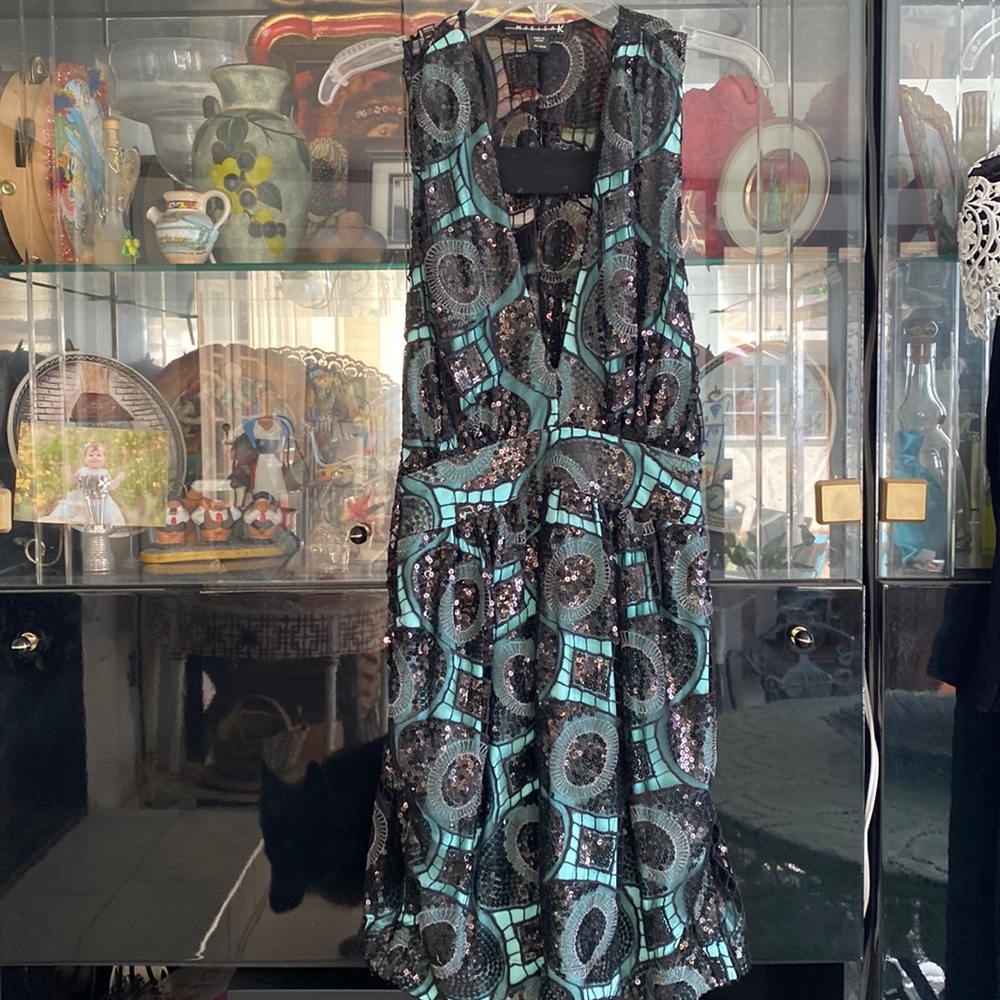 Cocktail dress see through black with green lining